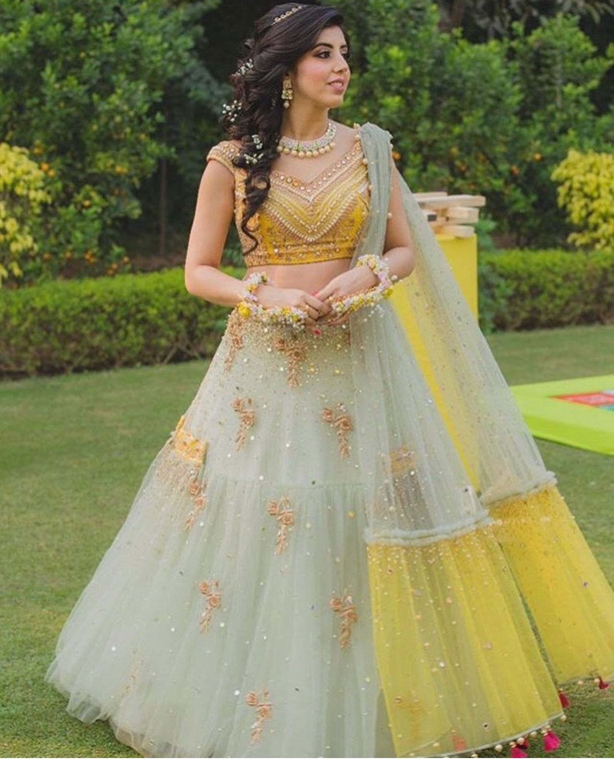 Bridal mehndi function dresses sale